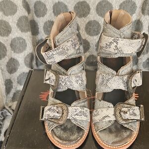 FREEBIRD Women's Leather Sandals with Snakeskin Pattern